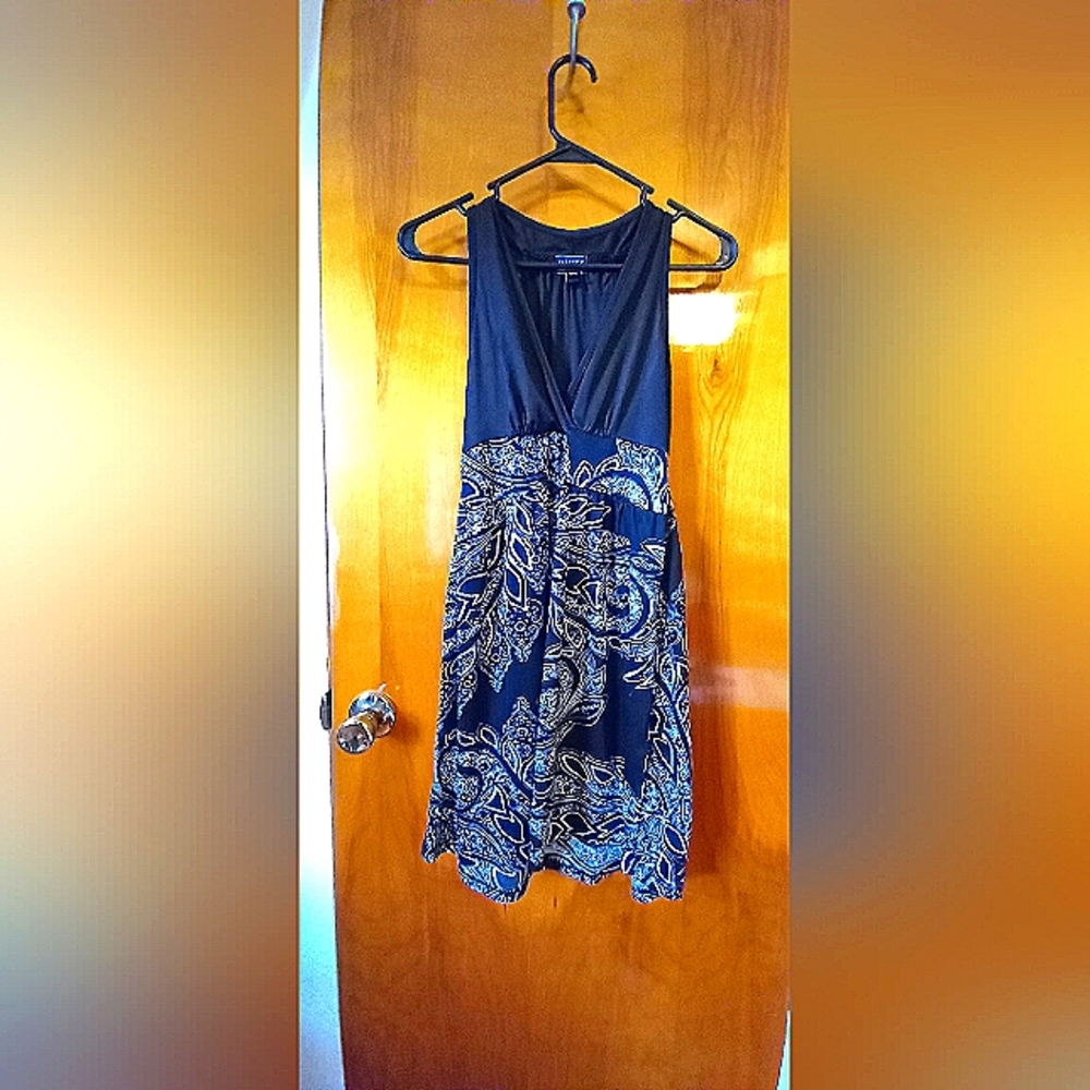 Paisly Sleeveless Dress